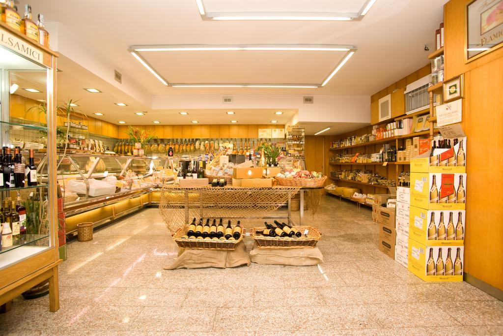 سولمونا La Locanda Di Gino المظهر الخارجي الصورة
